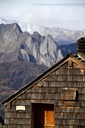 Touring skiing: Downhill or uphill? [ES]